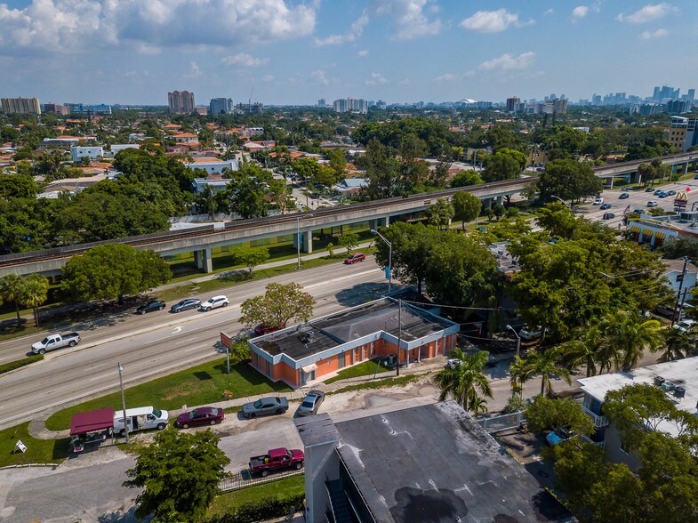 More Photos Of 3250 S Dixie Hwy, Miami Medical For Sale