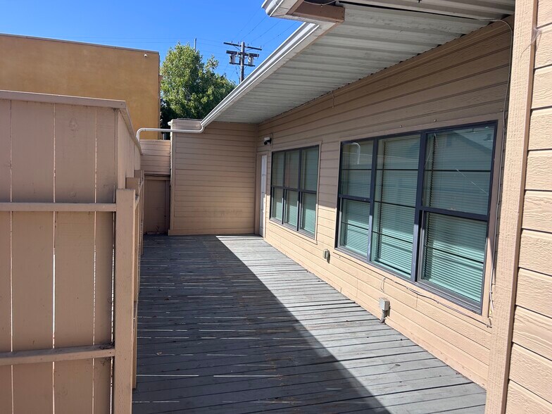 More Photos Of 2328 Newton Ave, San Diego Flex For Lease