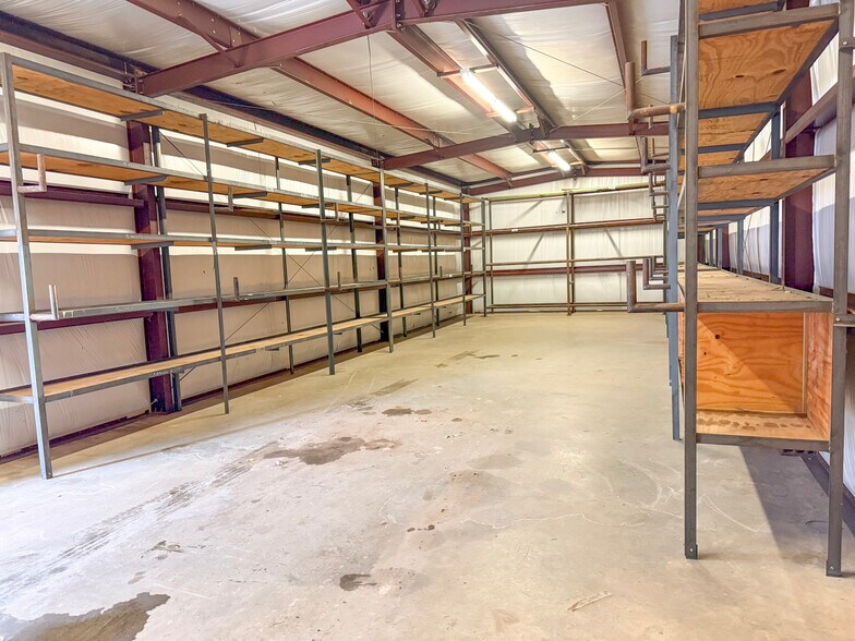 More Photos Of 11730 Highway 152, Pampa Warehouse For Sale