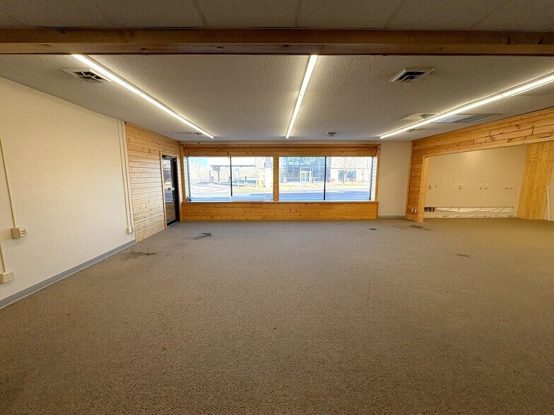 More Photos Of 603 Minnesota Ave W, Walker Storefront Retail Office For Lease