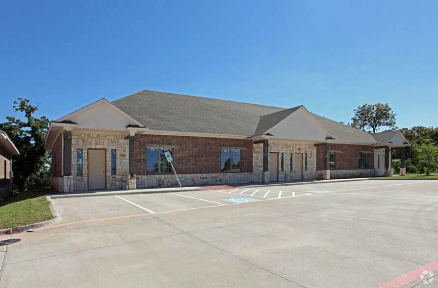 More Photos Of 7000 Parkwood Blvd, Frisco Medical For Lease