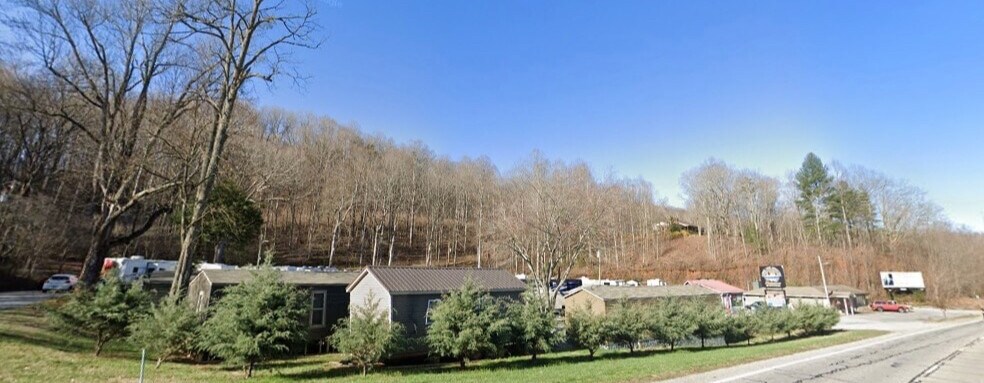 More Photos Of 2068 US-76, Hiawassee Manufactured Housing Mobile Home Park For Sale