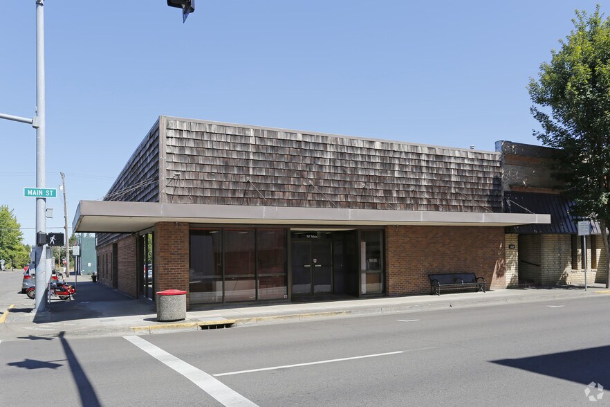 More Photos Of 707 S Main St, Lebanon Office For Lease