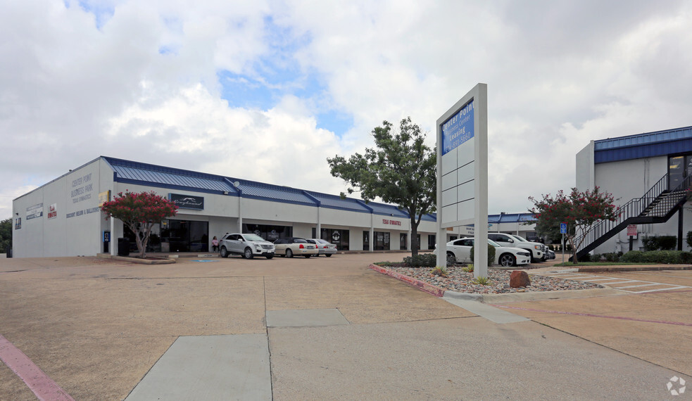 Primary Photo Of 1331 E US Highway 80, Mesquite Distribution For Lease