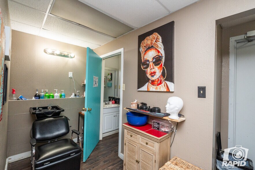 More Photos Of 72 Hassell St, San Angelo Specialty For Sale