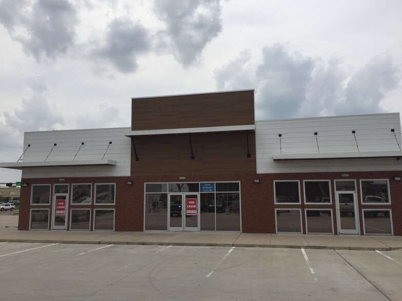 More Photos Of 25600 Westheimer Pky, Katy Unknown For Lease