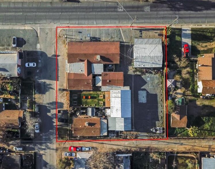 More Photos Of 1799 E 21st St, Merced Flex For Sale