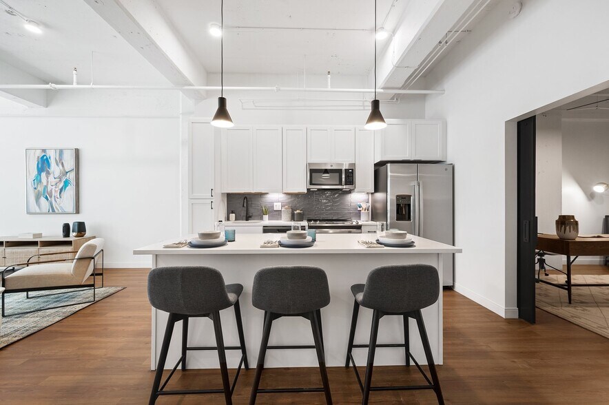 More Photos Of 1717 Olive St, Saint Louis Apartments For Lease