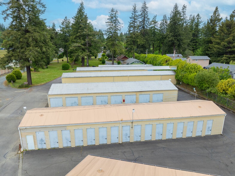 More Photos Of 498 W Central Blvd, Coquille Self Storage For Sale