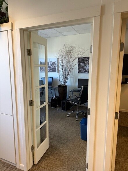More Photos Of 64 Biltmore Ave, Asheville Loft Creative Space For Lease