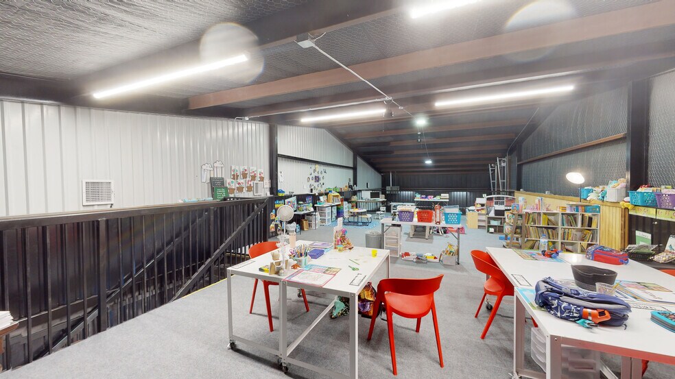 More Photos Of 1215 NW 1st Plz, Andrews Restaurant For Sale