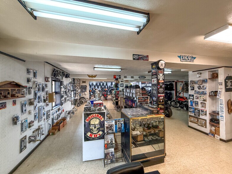 More Photos Of 13080 US 422, Kittanning Storefront Retail Residential For Sale