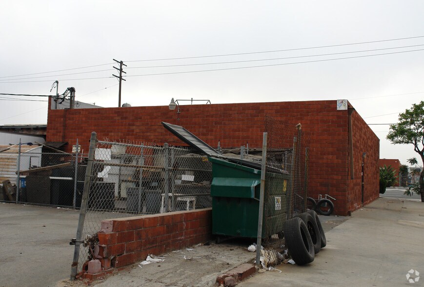 More Photos Of 160 E Alondra Blvd, Gardena Manufacturing For Sale