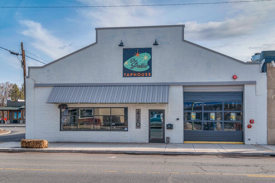 Primary Photo Of 420 N Main St, Prineville Restaurant For Sale