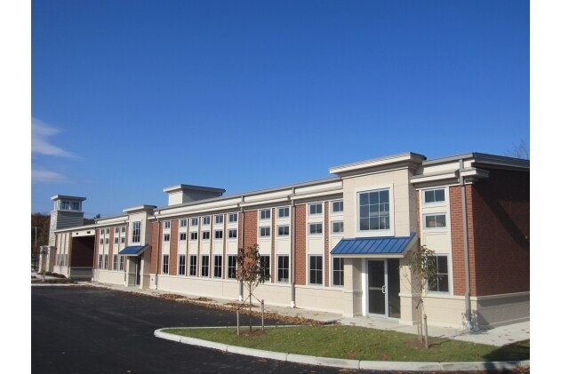 More Photos Of 5750 Post Rd, East Greenwich Medical For Lease