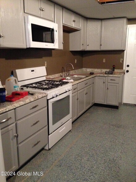 More Photos Of 336 Route 29, Greenwich Office Residential For Sale