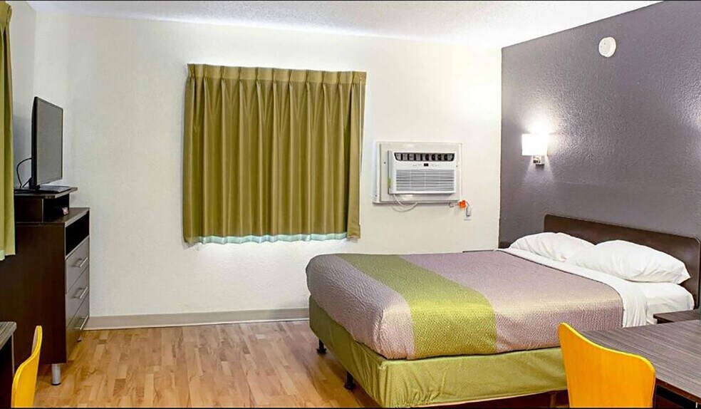 More Photos Of 11645 Chesterdale Rd, Cincinnati Hotel For Sale