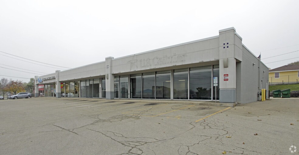 Primary Photo Of 4100-4104 E Washington Ave, Madison Freestanding For Lease
