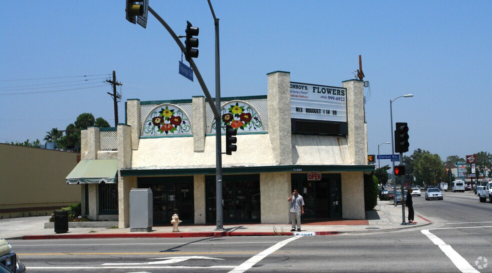 More Photos Of 22001 Sherman Way, Canoga Park Freestanding For Lease