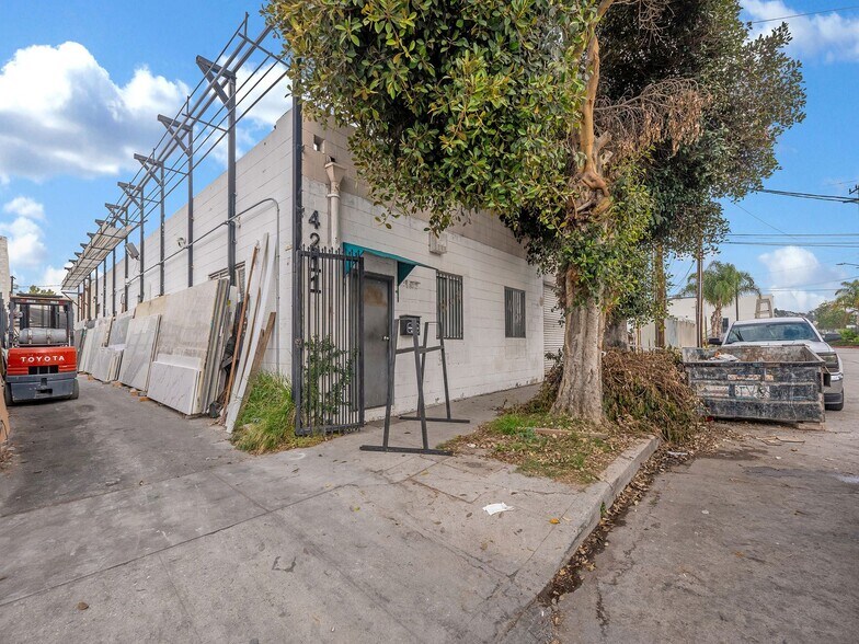 Primary Photo Of 4211 Verdant St, Los Angeles Manufacturing For Sale