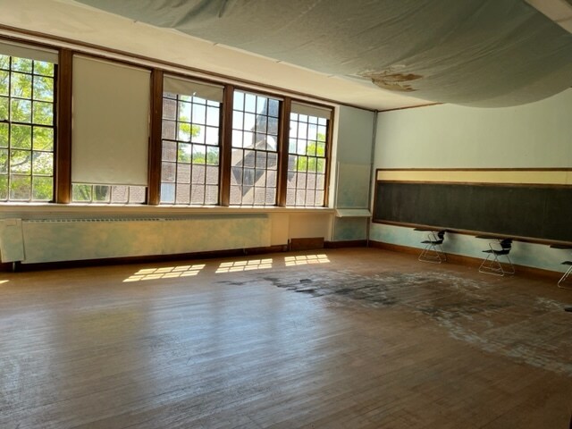 More Photos Of 668-672 Hale St, Beverly Schools For Lease
