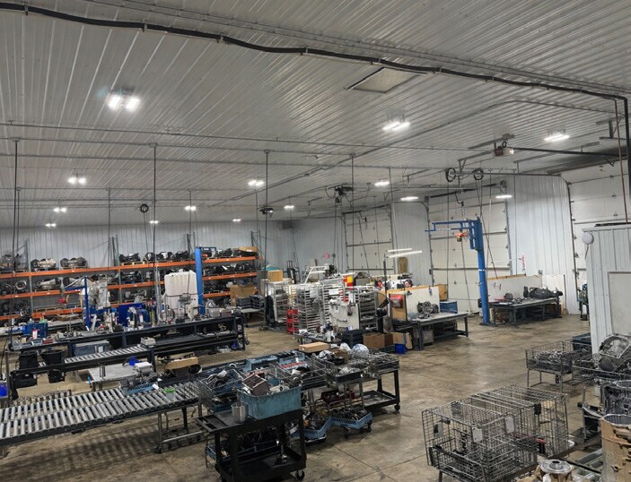 More Photos Of 830 Corporate Dr, Jordan Warehouse For Lease