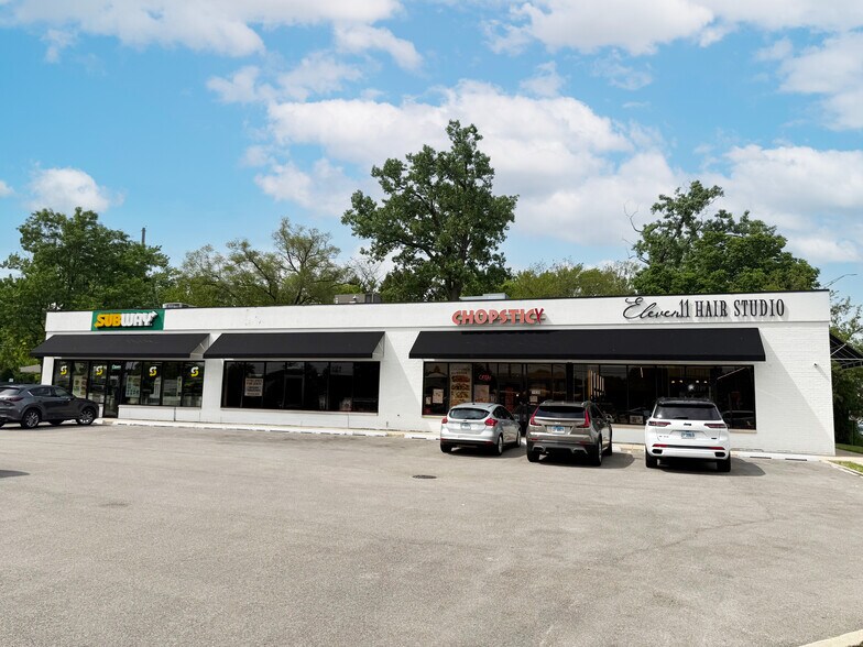 Primary Photo Of 1910-1990 Central Rd, Rolling Meadows Freestanding For Lease
