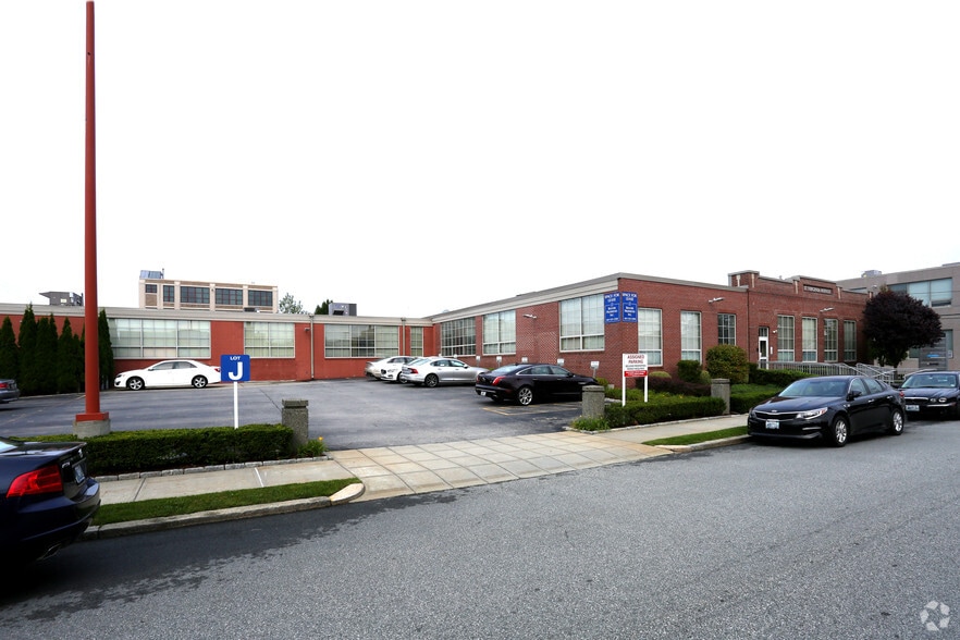 More Photos Of 17 Virginia Ave, Providence Office For Lease