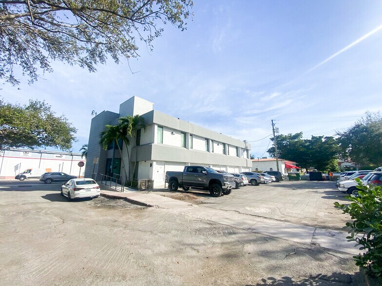 More Photos Of 801 Monterey St, Coral Gables Medical For Lease