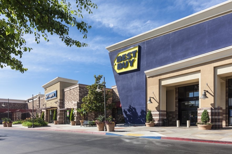 More Photos Of 3833-4093 Grand Ave, Chino Unknown For Lease