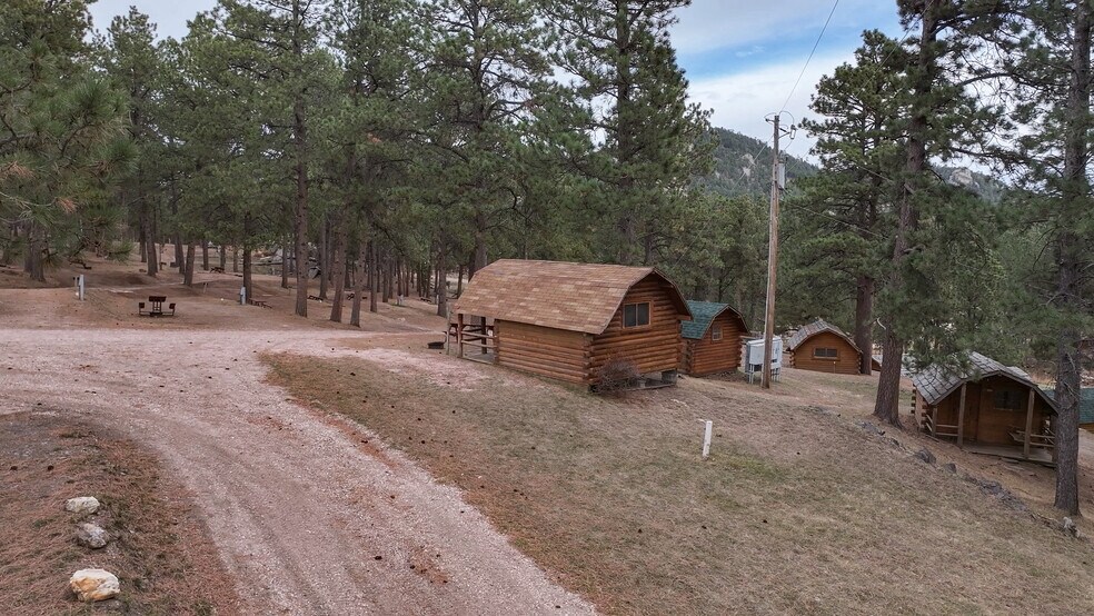 More Photos Of 1116 N 5th St, Custer Trailer Camper Park For Sale