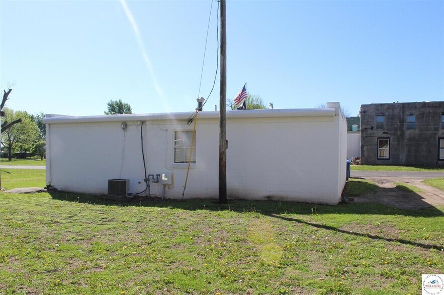 More Photos Of 102 Mockbee St, Hughesville Post Office For Sale
