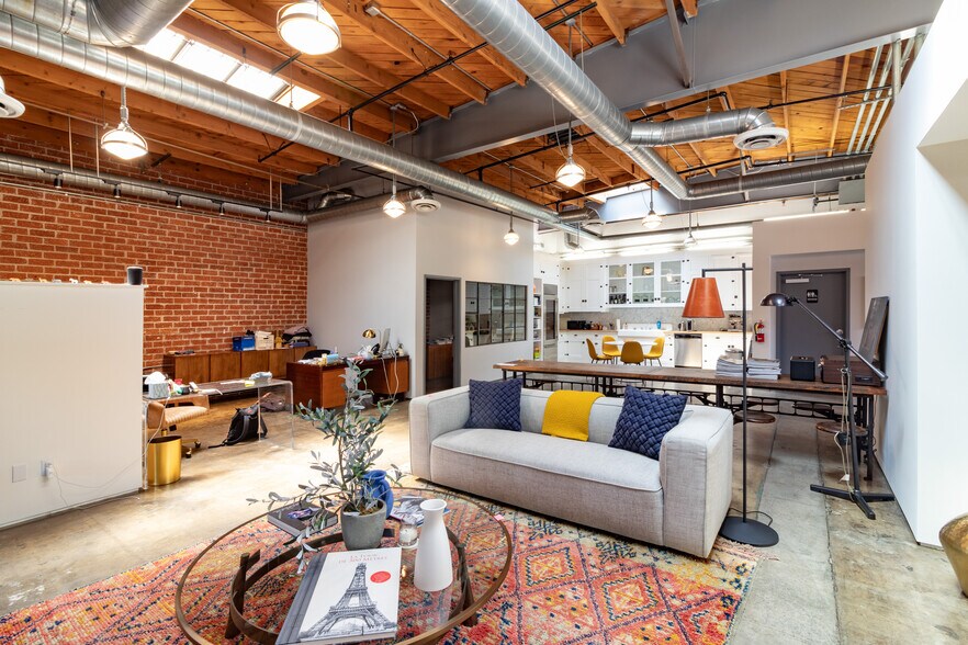 More Photos Of 3002 Pennsylvania Ave, Santa Monica Loft Creative Space For Sale