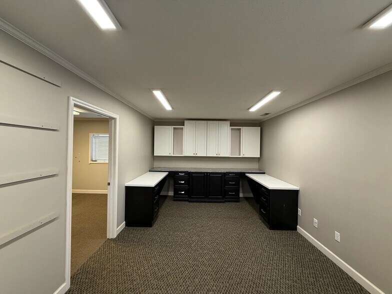 More Photos Of 93 Miller Dr, Jackson Warehouse For Sale