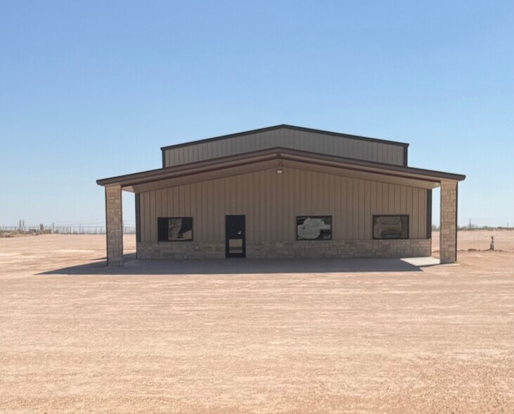 More Photos Of 2812 EAST COUNTY RD 147 rd, Midland Industrial For Lease