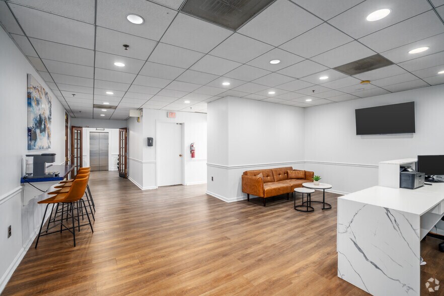 More Photos Of 121 S Broad St, Philadelphia Coworking Space