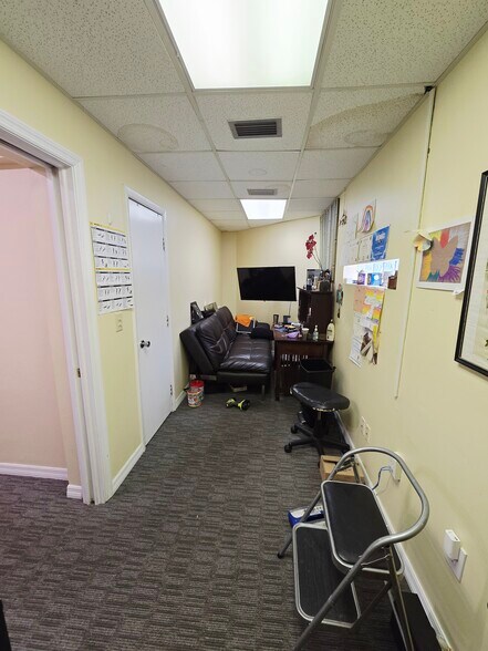 More Photos Of 4435 Curry Ford Rd, Orlando Medical For Sale