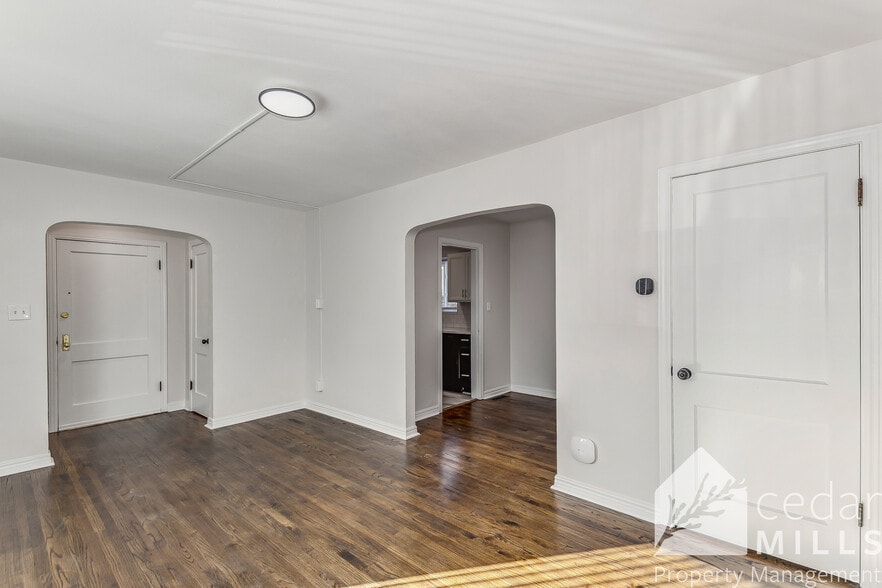 More Photos Of 644 N Bluff Ave, Wichita Multifamily For Sale