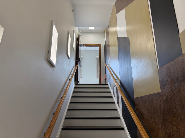 More Photos Of 144 Ivy Ln, King Of Prussia Medical For Sale