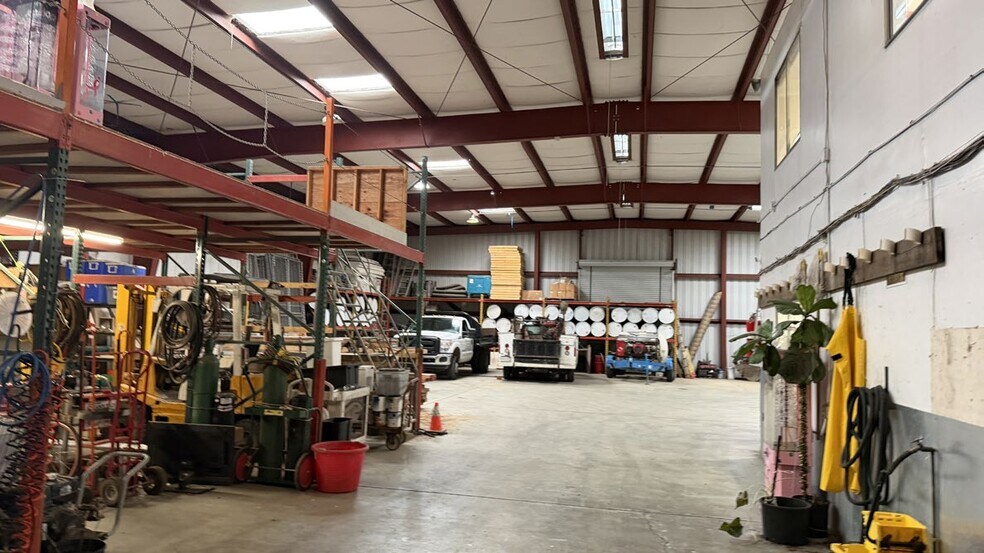 More Photos Of 1480 Carroll Ave, San Francisco Warehouse For Lease