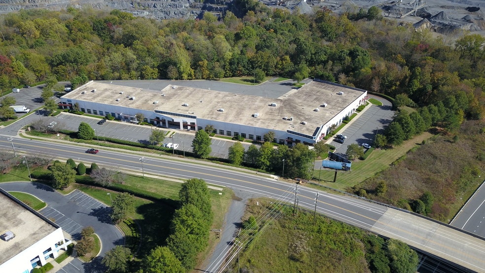 More Photos Of 10345 Nations Ford Rd, Charlotte Light Manufacturing For Lease
