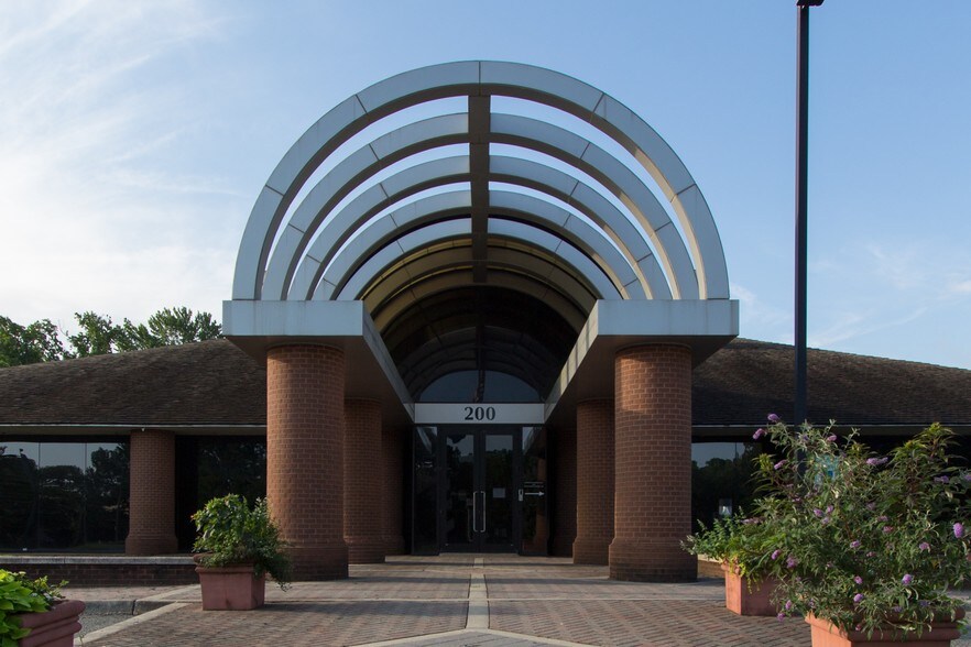 More Photos Of 200 Enterprise Dr, Newport News Office For Lease