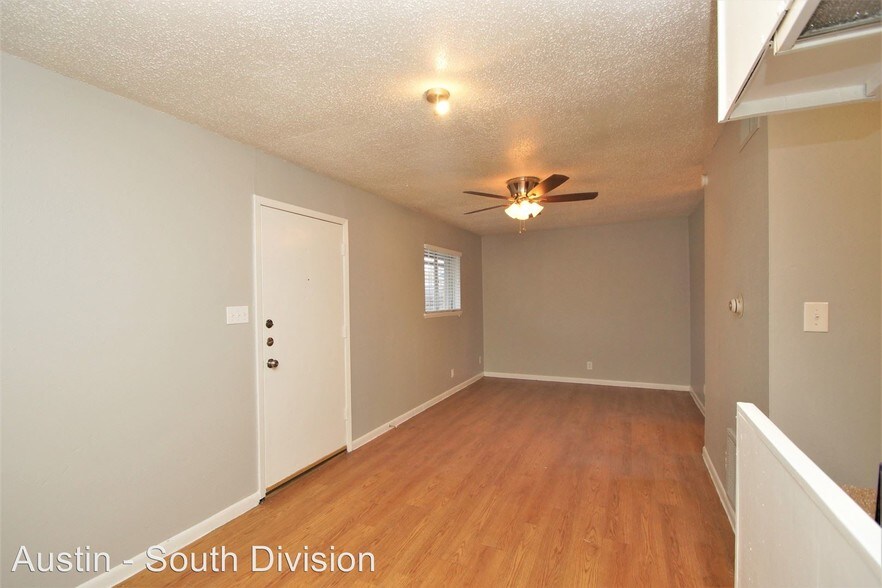 More Photos Of 2604-2606 Ektom Dr, Austin Apartments For Sale