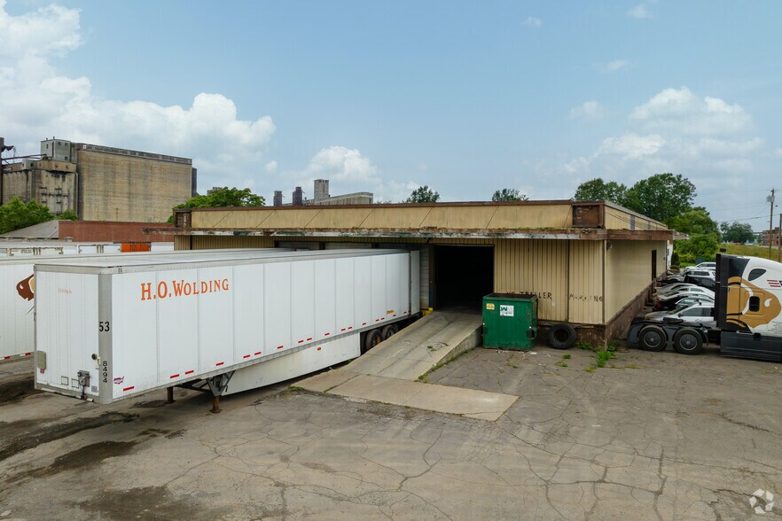 More Photos Of 43 Hamburg Street, Buffalo Warehouse For Sale
