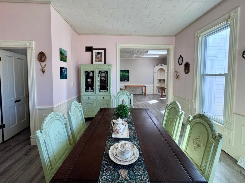 More Photos Of 1415 4th St, Fulton Storefront Retail Residential For Sale