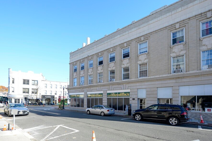More Photos Of 66 E Ridgewood Ave, Ridgewood General Retail For Lease