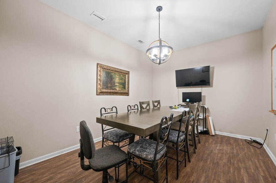 More Photos Of 7555 Half Mile Rd, Irvington Service For Sale