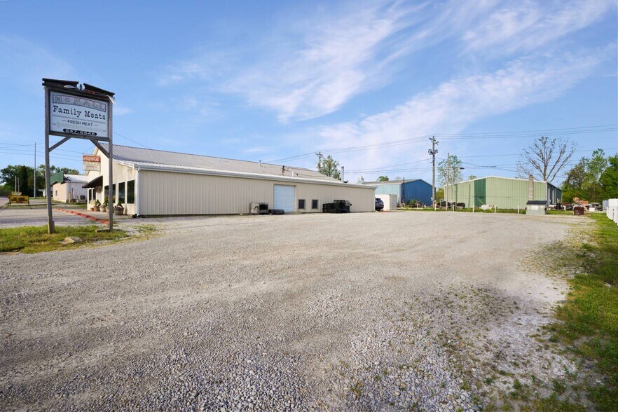 More Photos Of 1414 20th St, Tell City Convenience Store For Sale