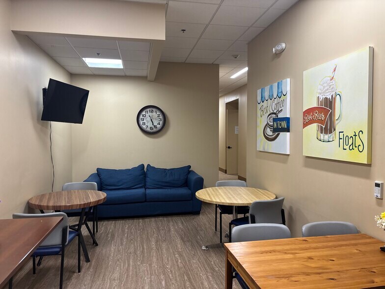 More Photos Of 4203 Buena Vista Rd, Bakersfield Daycare Center For Sale