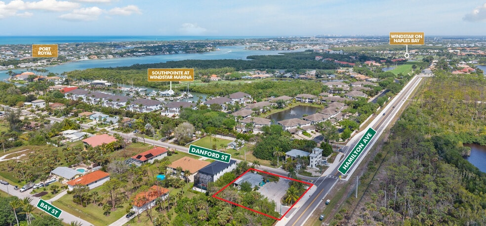 More Photos Of 2052 Danford St, Naples Storefront For Sale